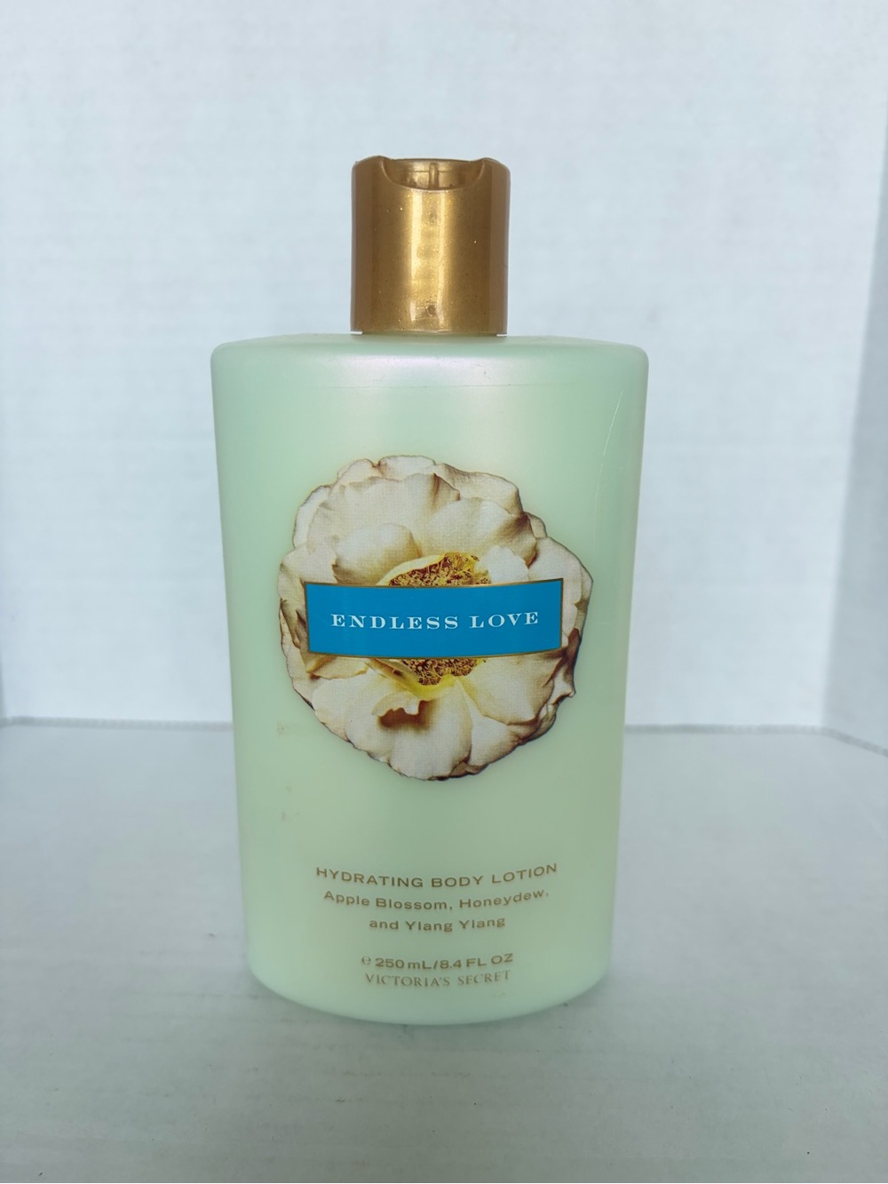 Vintage Discontinued Victoria’s Secret Endless Love Body Lotion 60% Full 8.4 oz - Picture 1 of 5